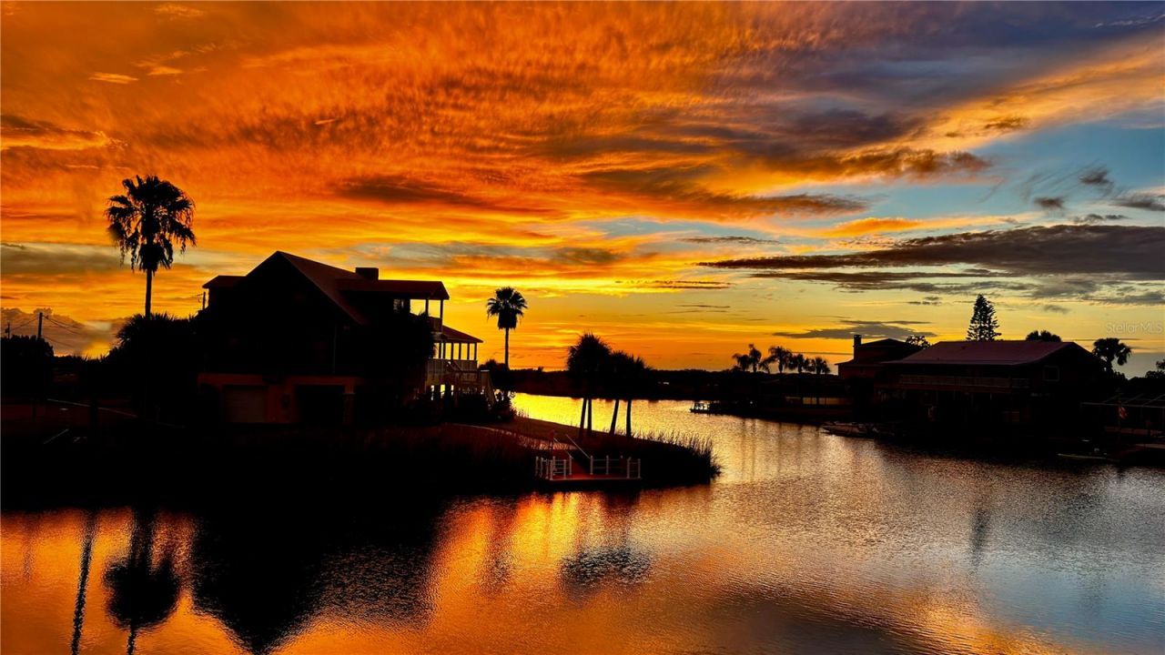 3425 Crape Myrtle Drive , Hernando Beach, FL 34607 Photo