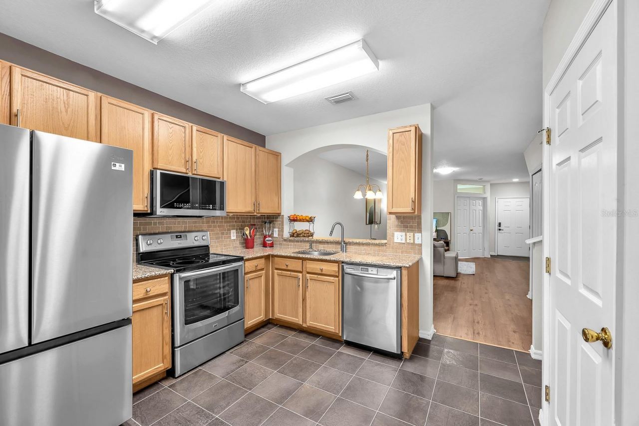 5819 Fishhawk Ridge Drive, Lithia, FL 33547 Photo