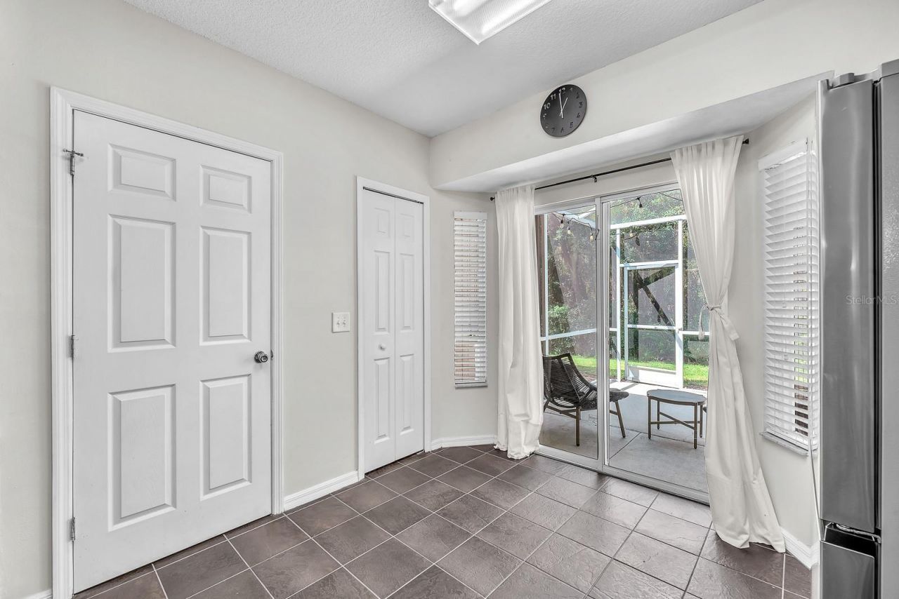 5819 Fishhawk Ridge Drive, Lithia, FL 33547 Photo