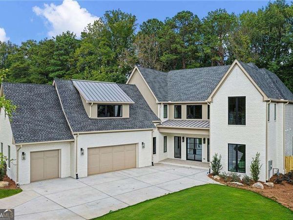 4901 Cambridge Drive, Dunwoody, GA 30338