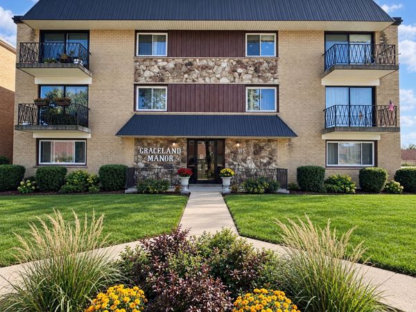 915 Graceland Avenue , Unit 1C, Des Plaines, IL 60016