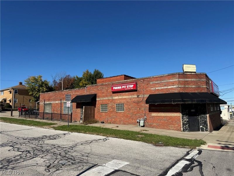 5388 Ridge Road, Parma, OH 44129 Photo 1