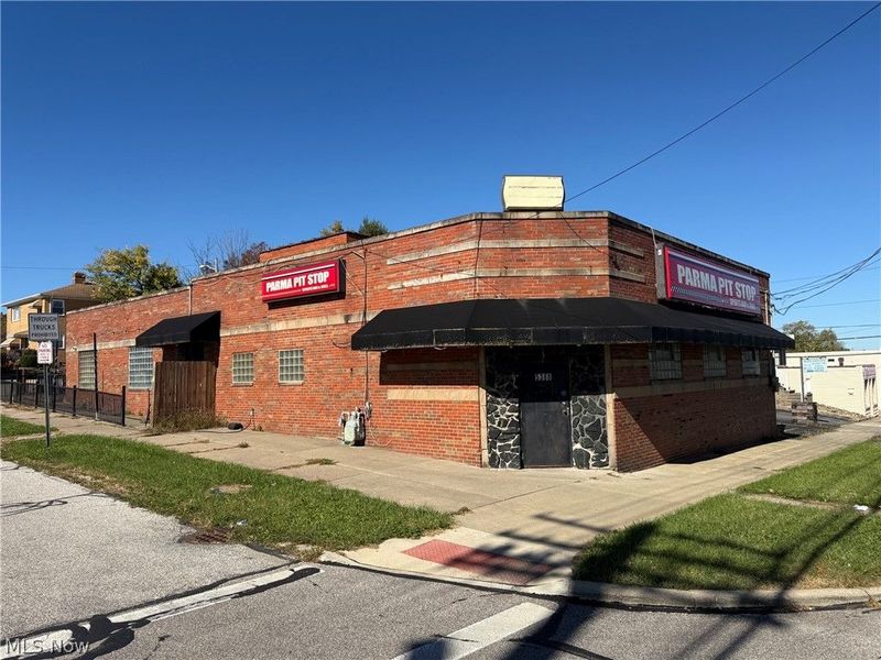 5388 Ridge Road, Parma, OH 44129 Photo 30