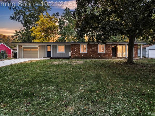 1339 Delta Road, Walled Lake, Mi 48390