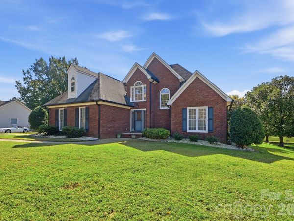 2322 Beaver Pond Road, Kannapolis, NC 28083