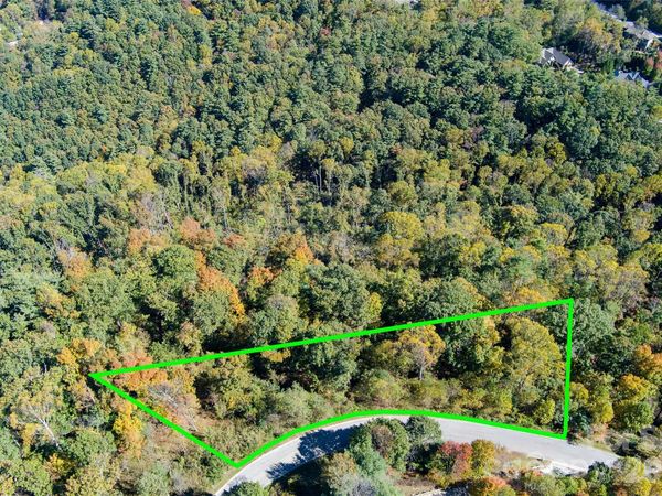130 Summit Tower Circle , Asheville, NC 28804