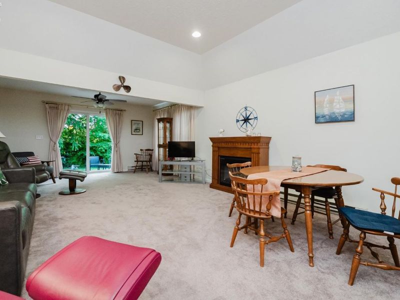 342 N Lighthouse Oval Drive, Unit 342, Marblehead, OH 43452 Photo 10
