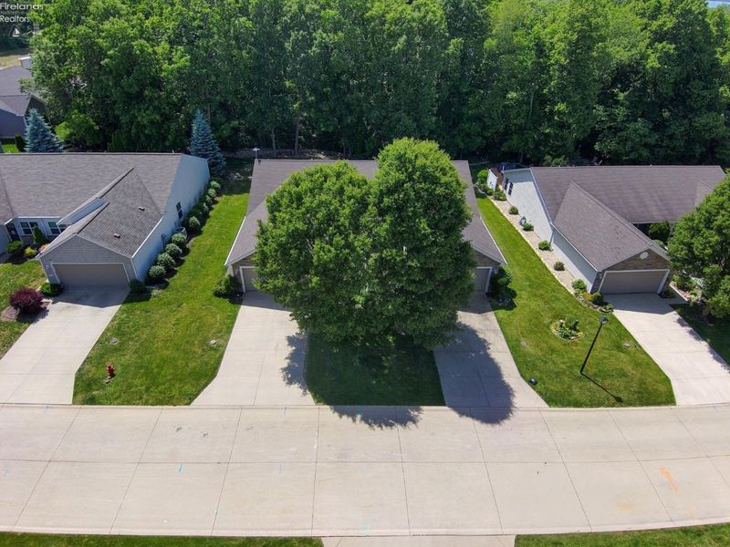 342 N Lighthouse Oval Drive, Unit 342, Marblehead, OH 43452 Photo 33