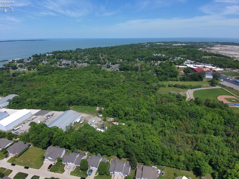 342 N Lighthouse Oval Drive, Unit 342, Marblehead, OH 43452 Photo 39