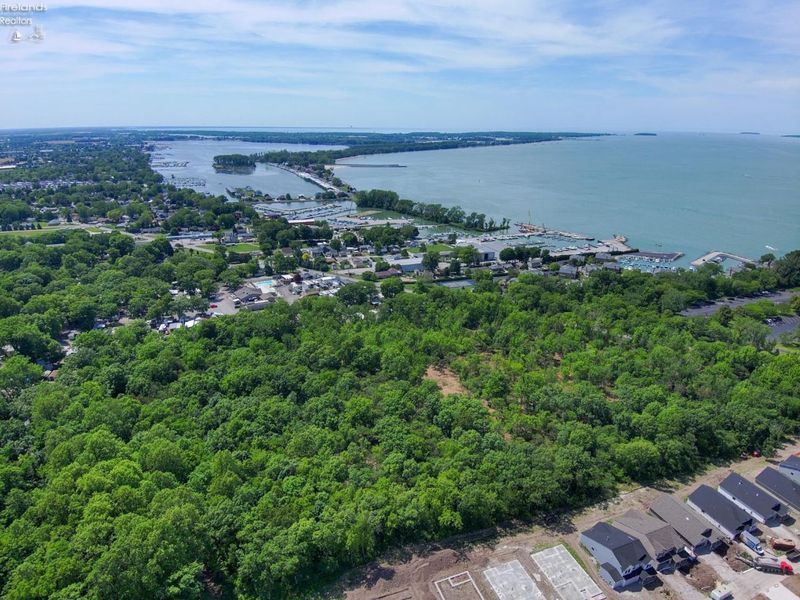 342 N Lighthouse Oval Drive, Unit 342, Marblehead, OH 43452 Photo 40