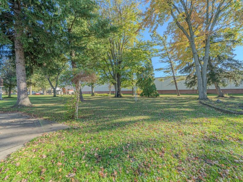 121 Broad Street, Oak Harbor, OH 43449 Photo 18