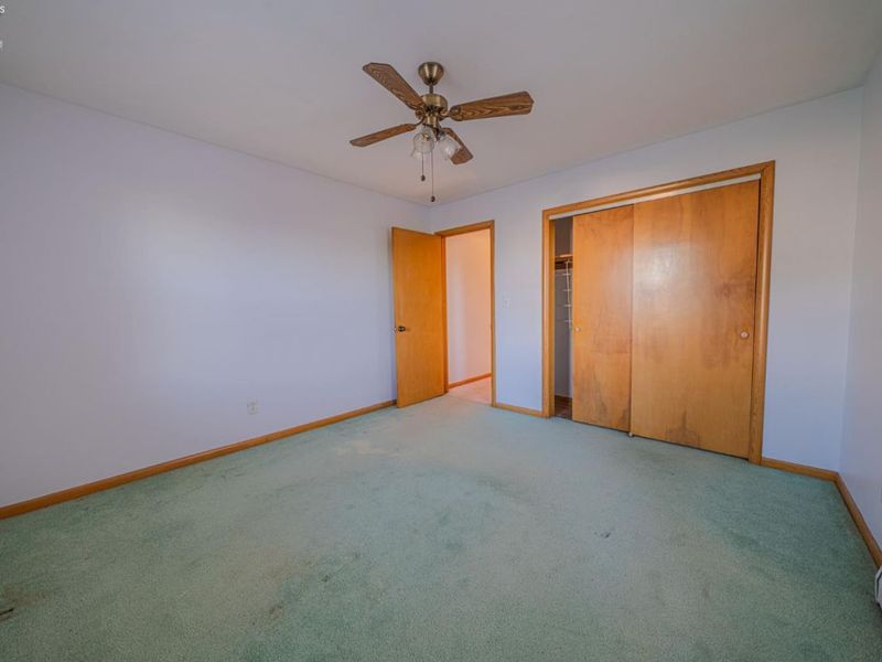 121 Broad Street, Oak Harbor, OH 43449 Photo 8