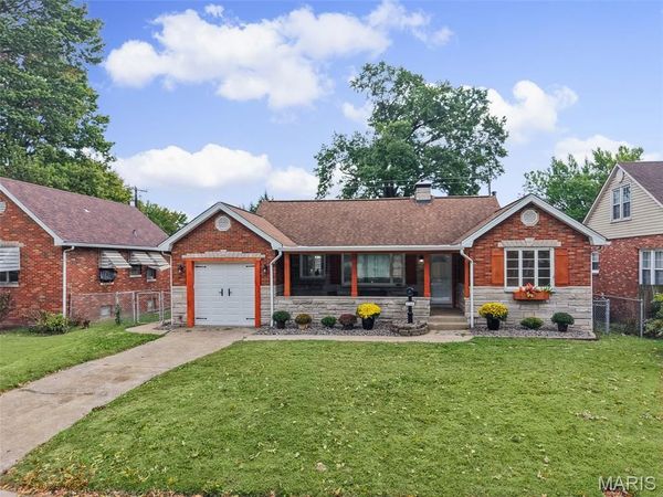 2746 Grand Avenue , Granite City, IL 62040