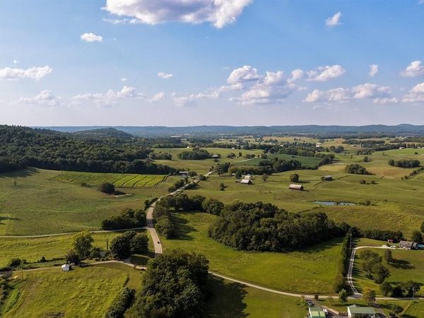 80 Fulkerson Road, Horse Cave, KY 42749