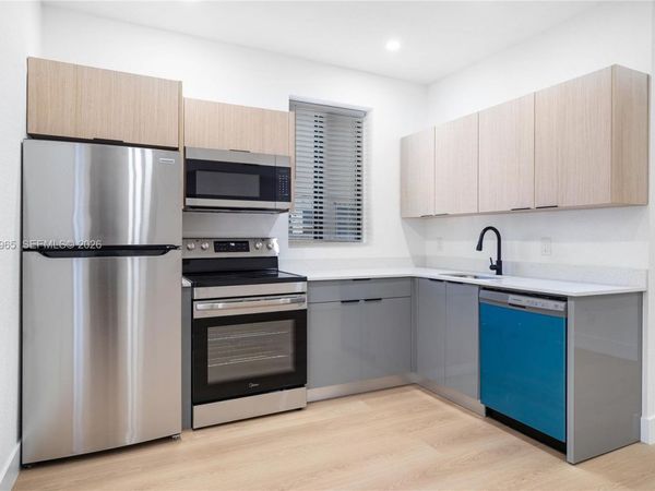 629 SW 10th Ave , Unit 11, Miami, FL 33130