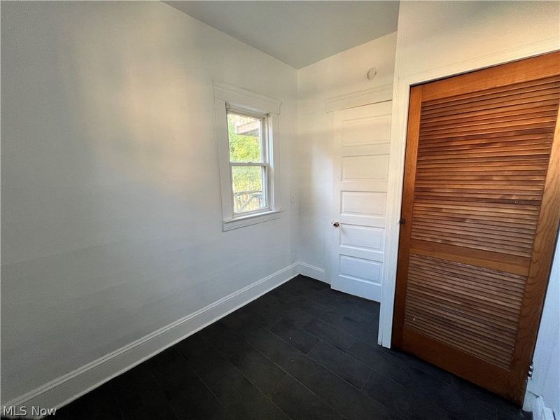 4004 Carlyle Avenue, Cleveland, OH 44109 Photo 15