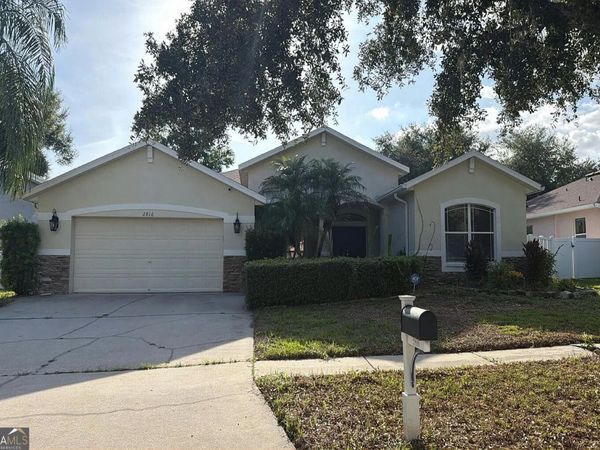 2816 Rolling Acres Place, Valrico, FL 33596