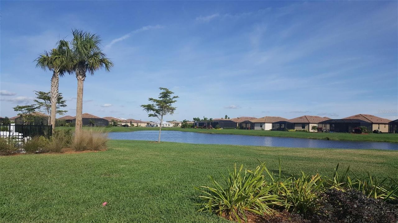 310 Winding Brook Lane, Unit 102, Bradenton, FL 34212 Photo