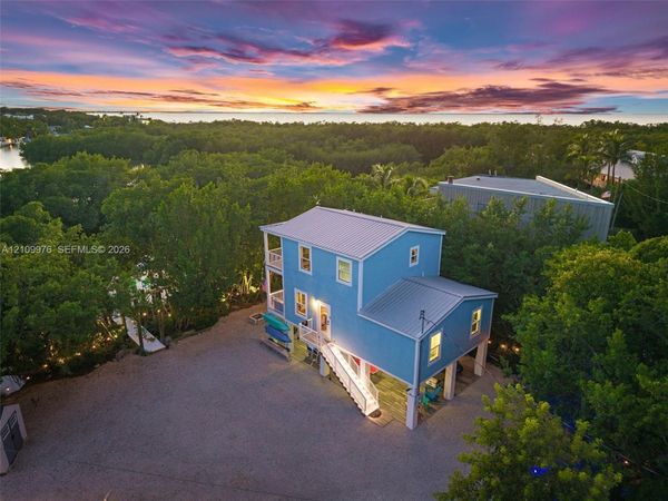 43 Waterways Dr , Key Largo, FL 33037