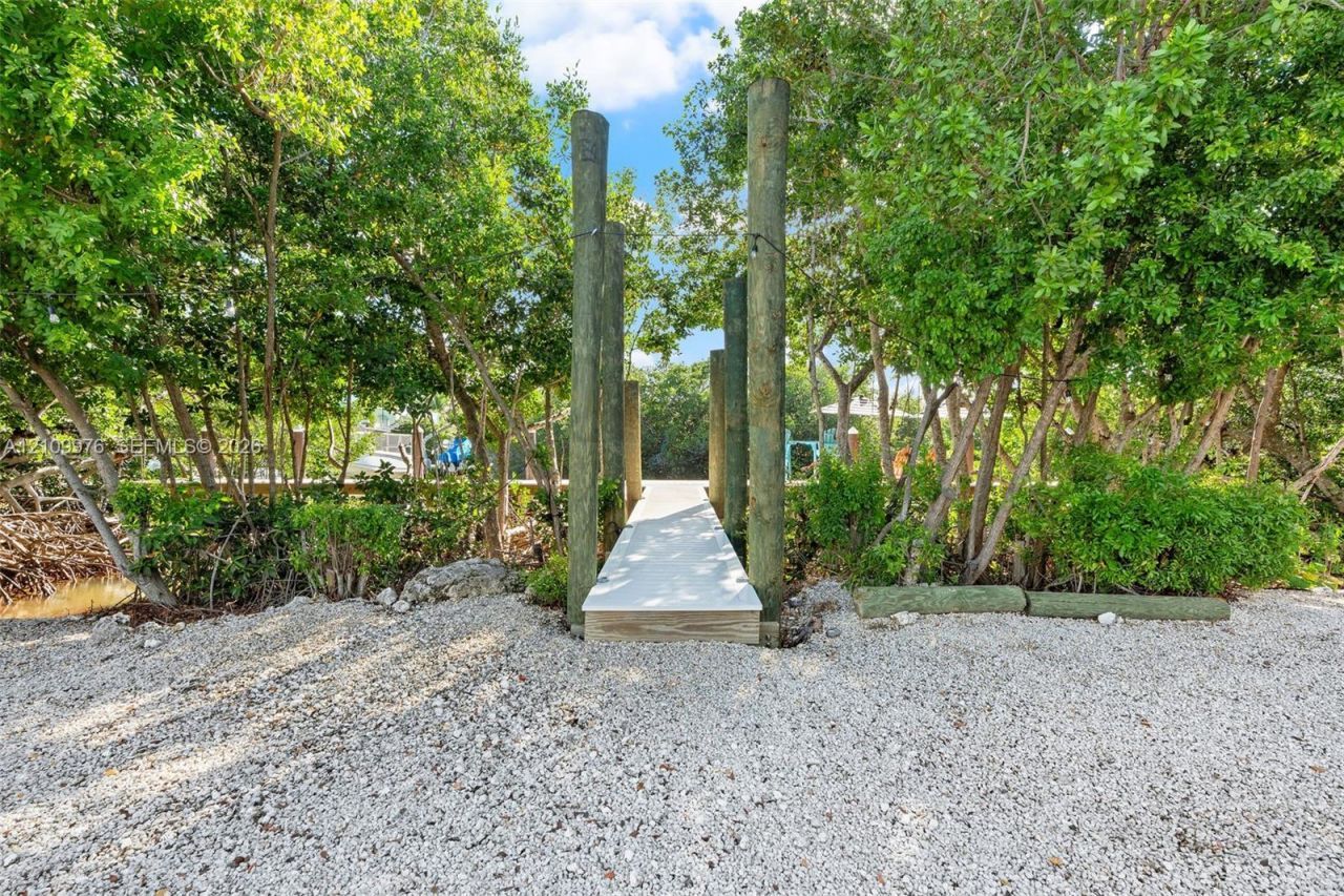 43 Waterways Dr , Key Largo, FL 33037 Photo