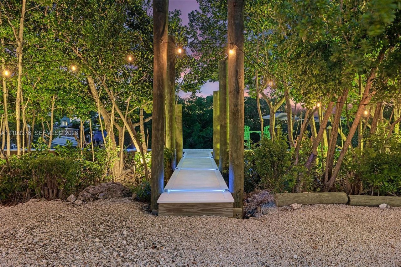 43 Waterways Dr , Key Largo, FL 33037 Photo