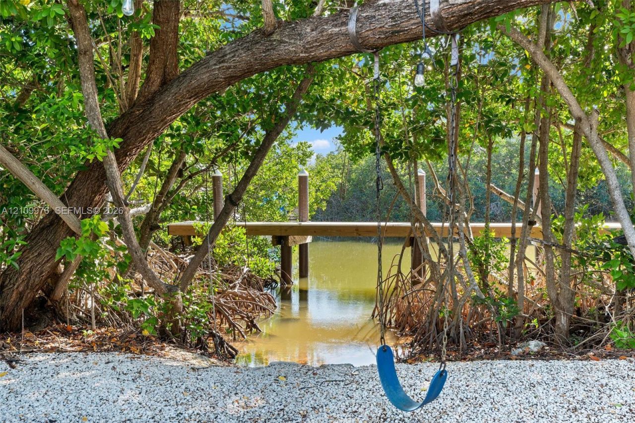43 Waterways Dr , Key Largo, FL 33037 Photo