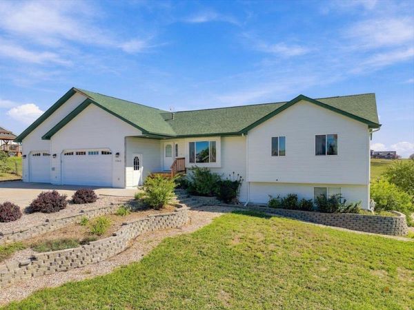 23008 MORNINGLIGHT DR, Rapid City, SD 57703
