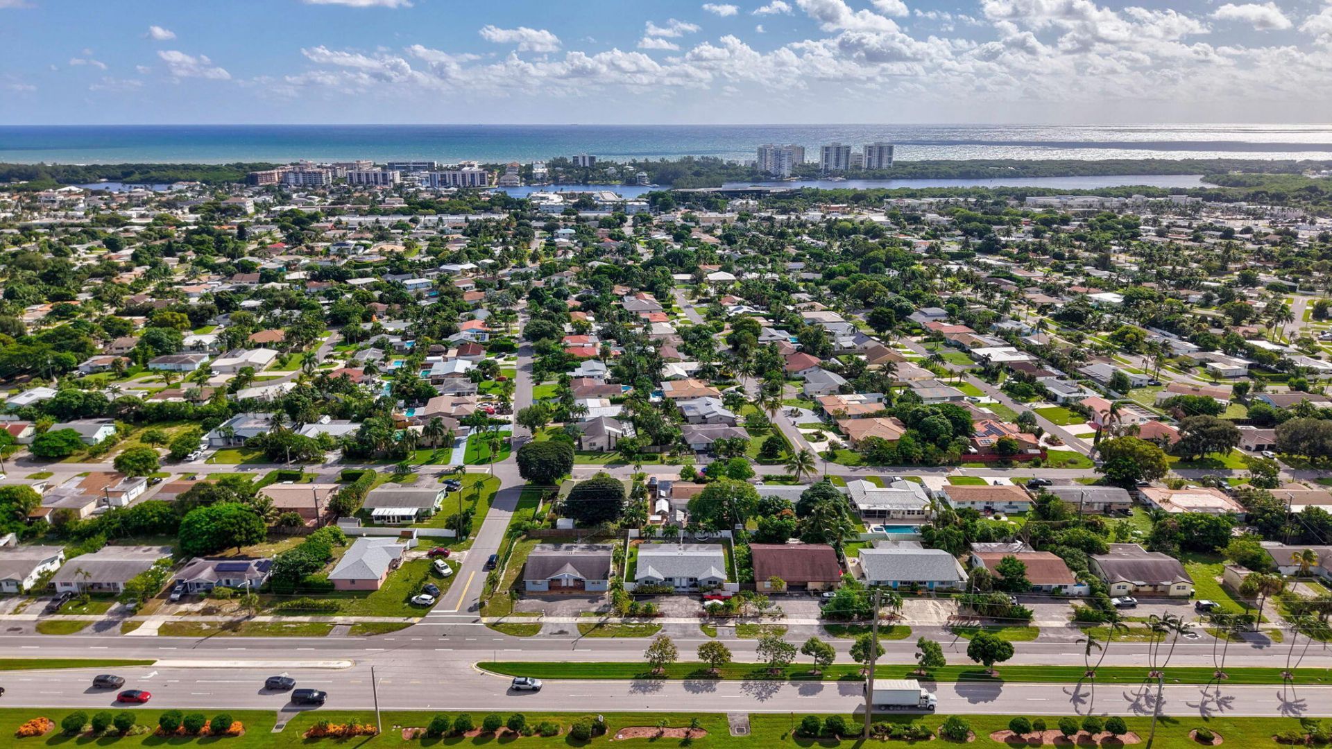 2550 N Dixie Highway, Boca Raton, FL 33431 Photo