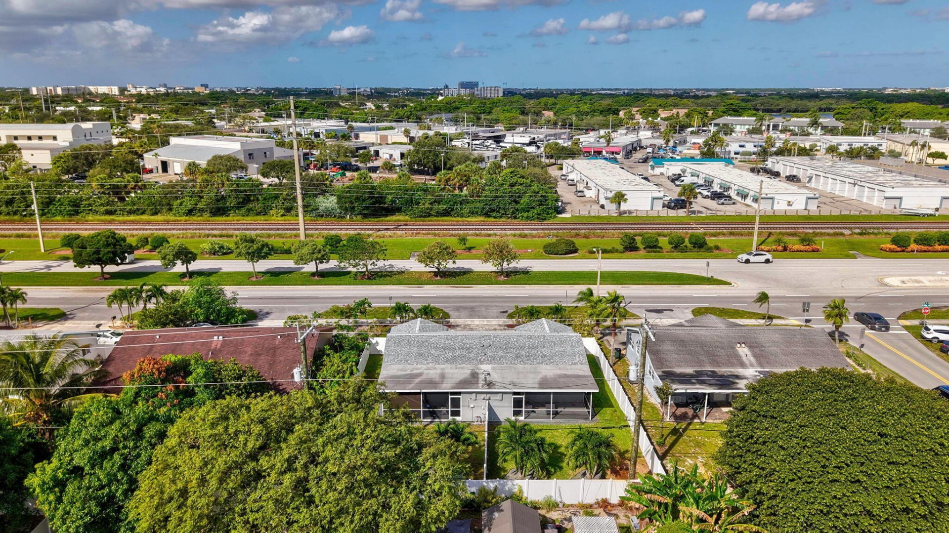 2550 N Dixie Highway, Boca Raton, FL 33431 Photo
