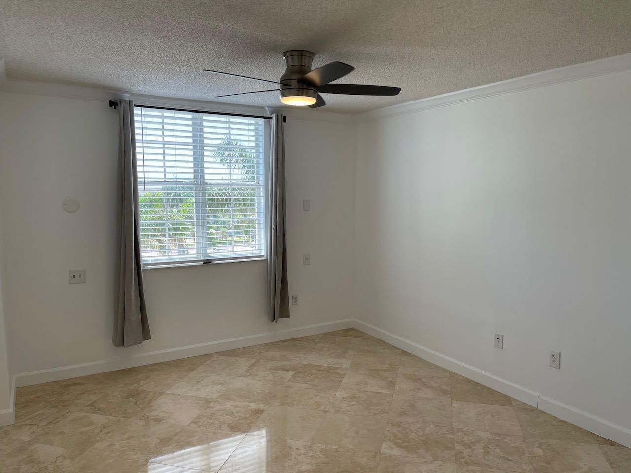 651 Okeechobee Boulevard, Unit 409, West Palm Beach, FL 33401 Photo