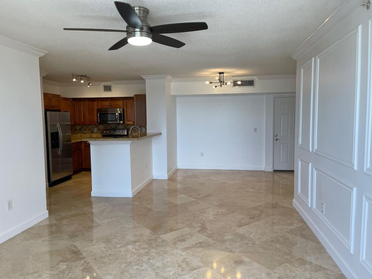 651 Okeechobee Boulevard, Unit 409, West Palm Beach, FL 33401 Photo