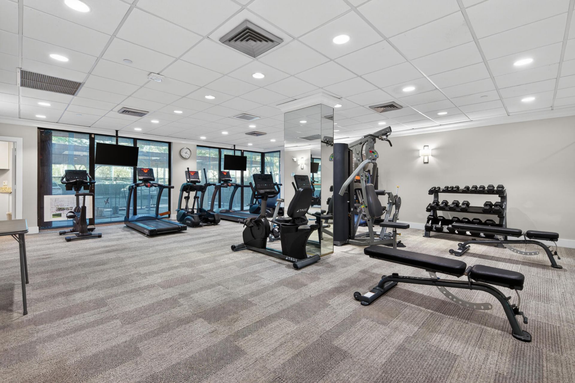 2427 Presidential Way, Unit 803, West Palm Beach, FL 33401 Photo