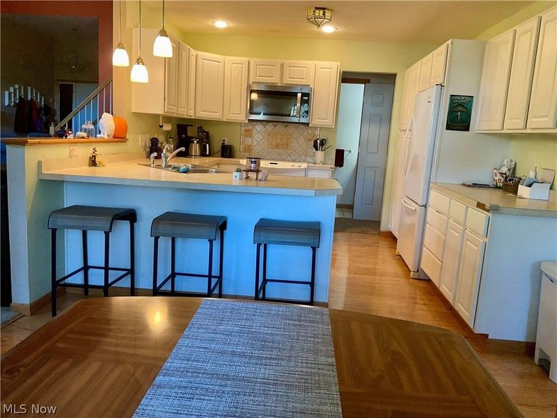 8603 Murray Road, Valley View, OH 44125 Photo 12