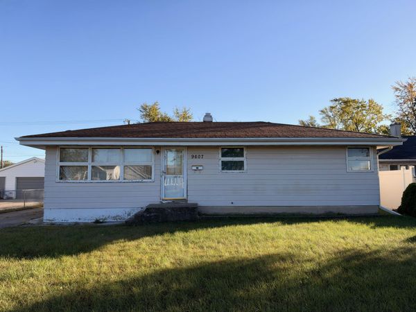9607 O Day Drive , Highland, IN 46322