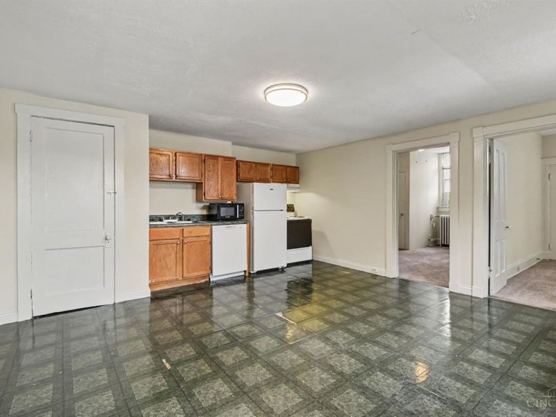 2210 Victor Street, Cincinnati, OH 45219 Photo 25