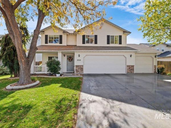 2319 W Lake Pointe Ct, Nampa, ID 83651