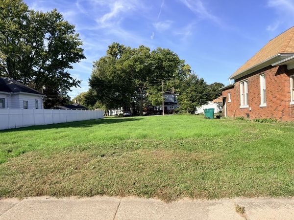 1008 N Bloomington Street , Streator, IL 61364