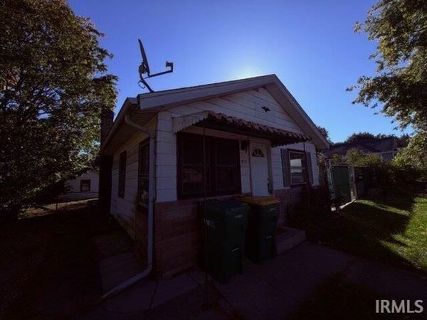918 S Ironwood Drive, Mishawaka, IN 46544