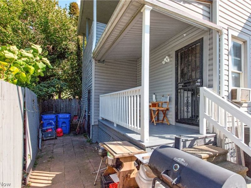 10741 Churchill Avenue , Cleveland, OH 44106 Photo 27