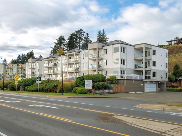 1350 Island Hwy S, Unit #207, Campbell River, BC V9W 1B7