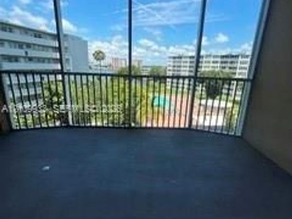 1750 NE 191st St , Unit 620-3, Miami, FL 33179