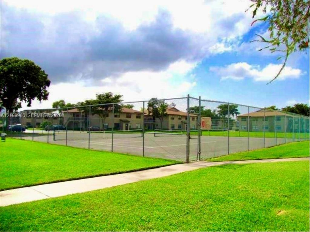 10002 Winding Lake Rd , Unit 101, Sunrise, FL 33351 Photo