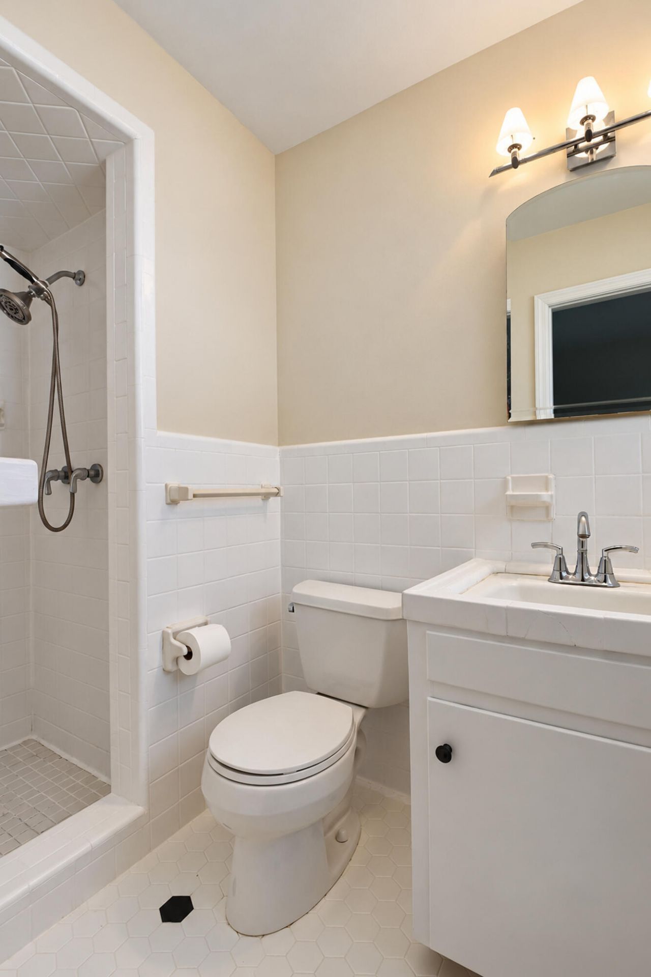 318 Millcreek Drive Photo 23