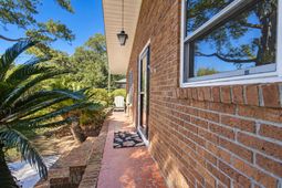 318 Millcreek Drive photo 4