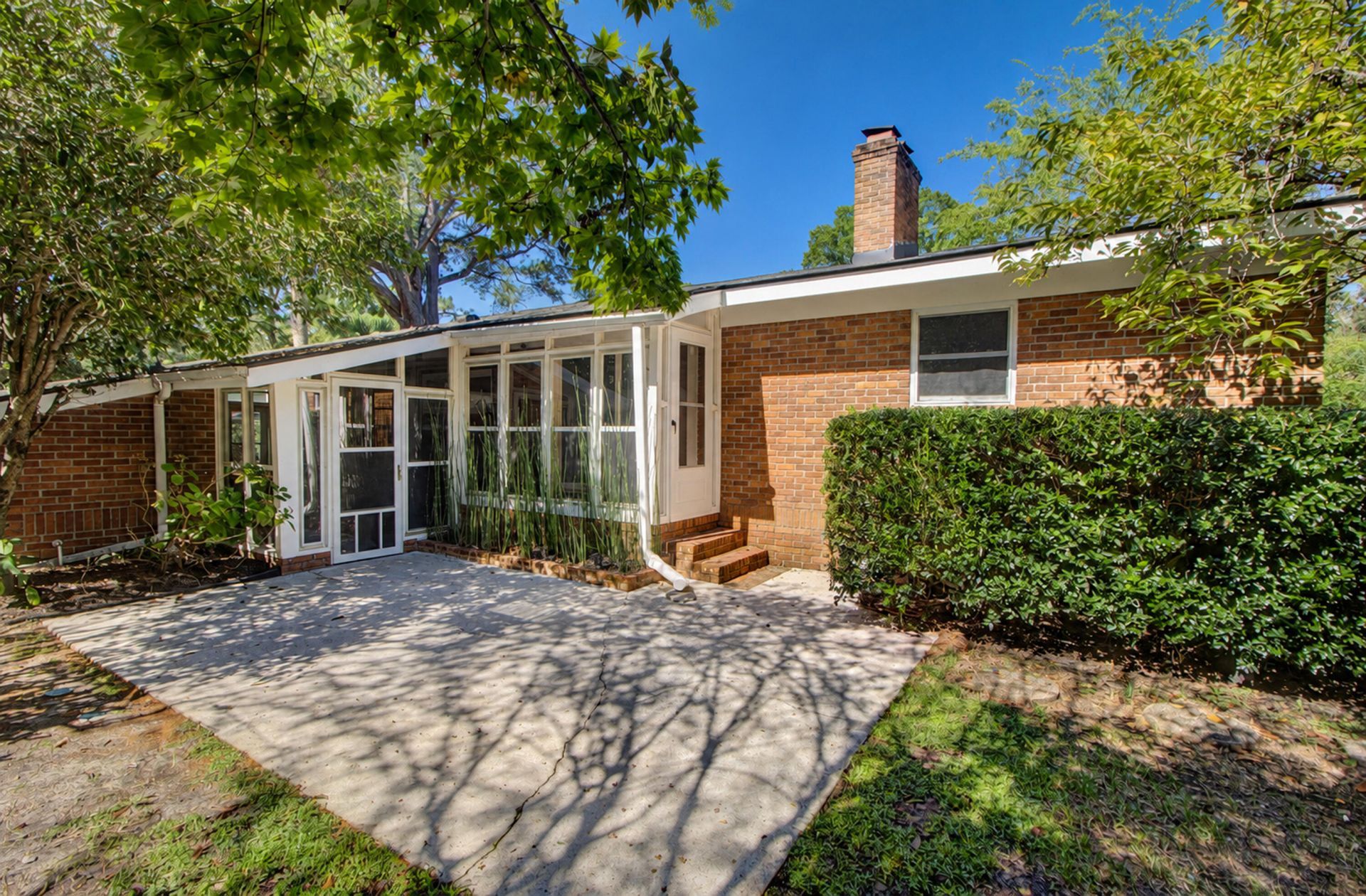 318 Millcreek Drive Photo 43