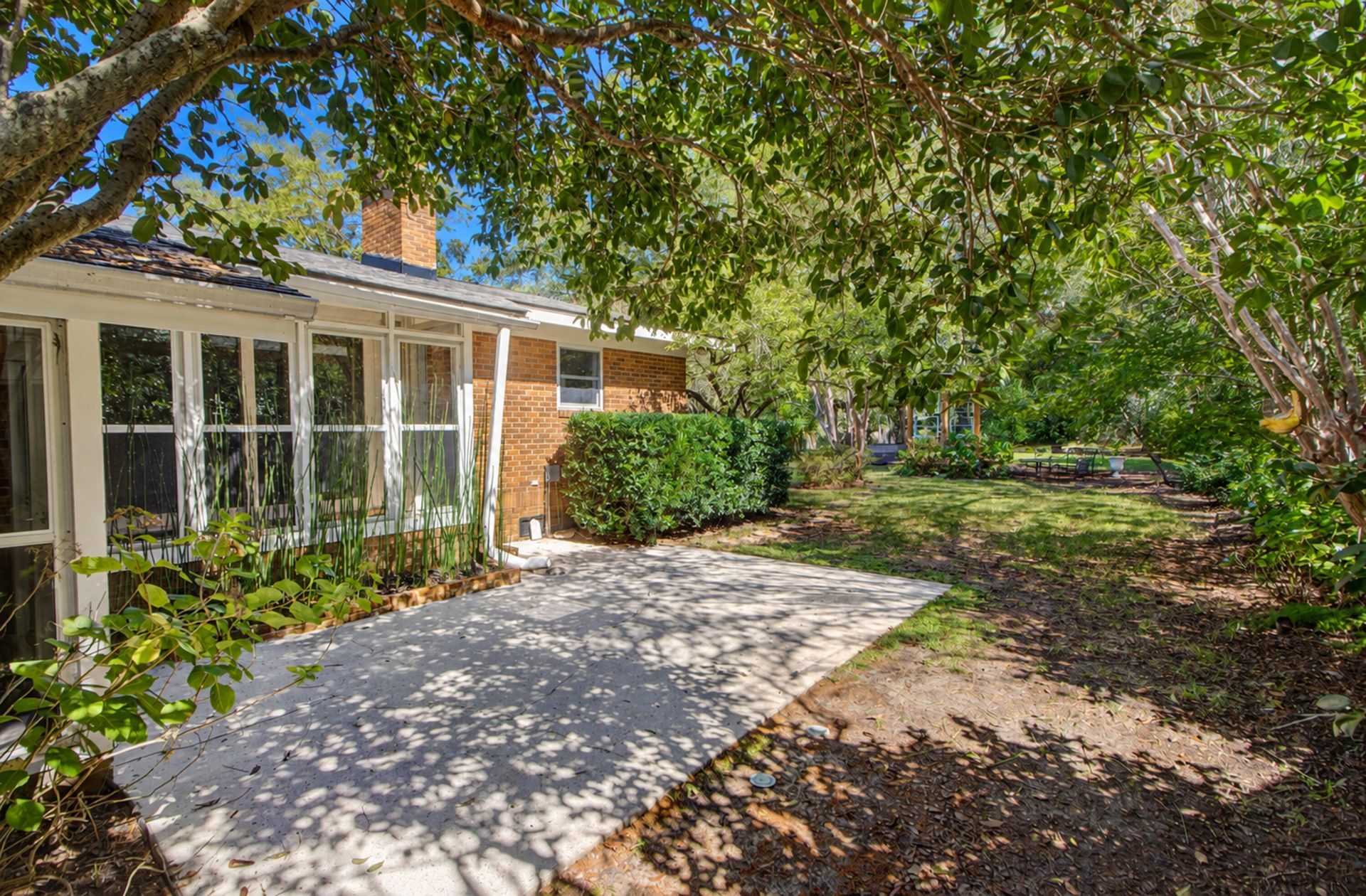 318 Millcreek Drive Photo 45