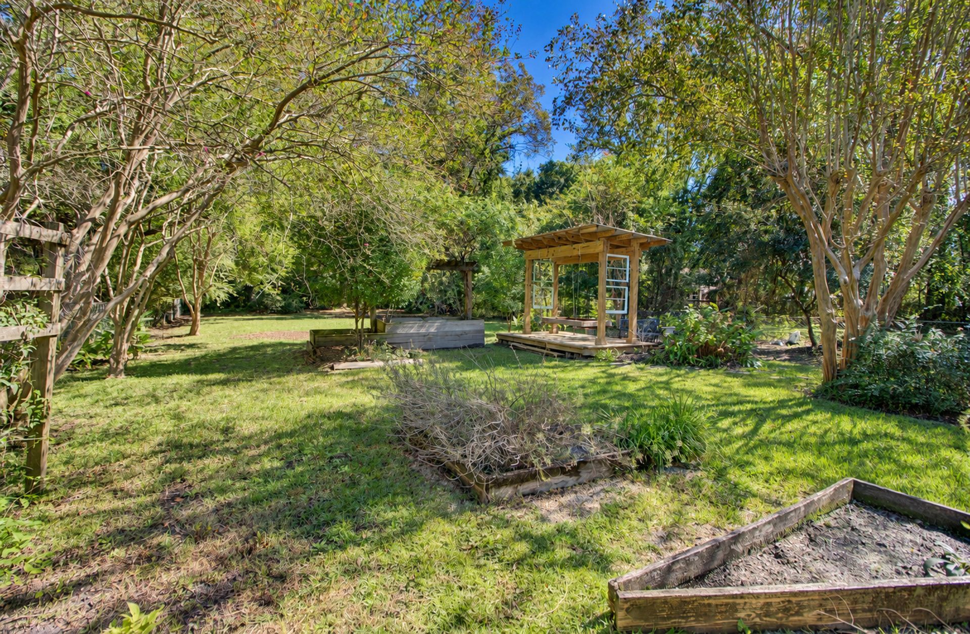 318 Millcreek Drive Photo 49