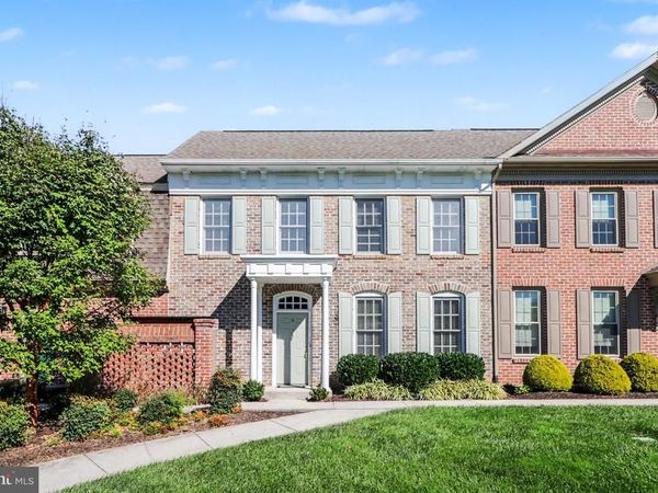 6 DEVONSHIRE SQUARE, MECHANICSBURG, PA 17050