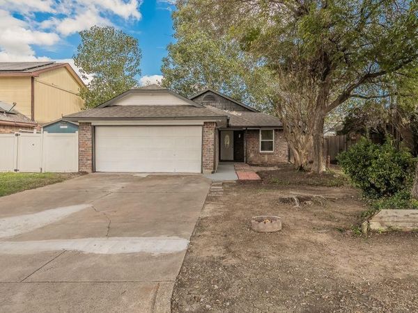 4811 Abbott Avenue, Arlington, TX 76018