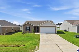 2060 Eastpark Dr photo 4